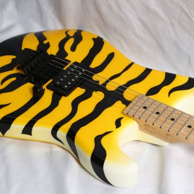 EDWARDS / E-YELLOW TIGER George Lynch Signature New! [105131] image 7