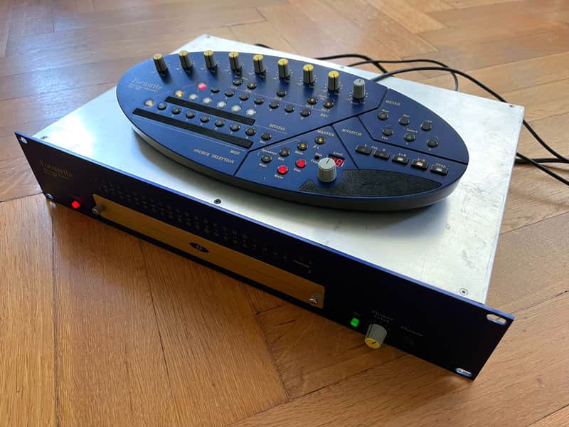 Focusrite Focusrite Blue 300 Mastering Controller, *with MULTICORES* image 1
