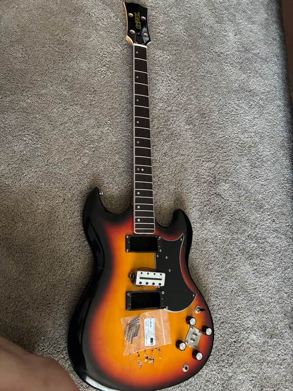 Univox Badazz bass MIJ Pro refret - Very Good
