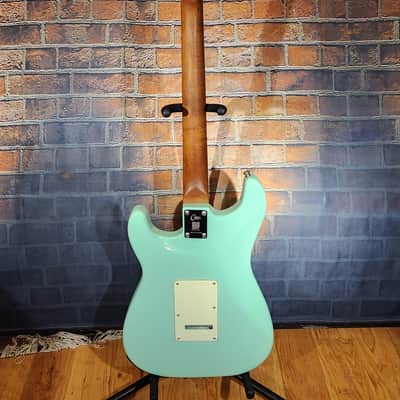 Mooer S800 Intelligent Guitar Seafoam Green w/ Original Gig Bag & Footswitch image 4