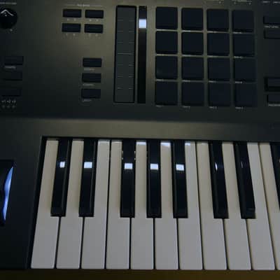 Akai MPC Key 61 Standalone Workstation Synthesizer imagen 7