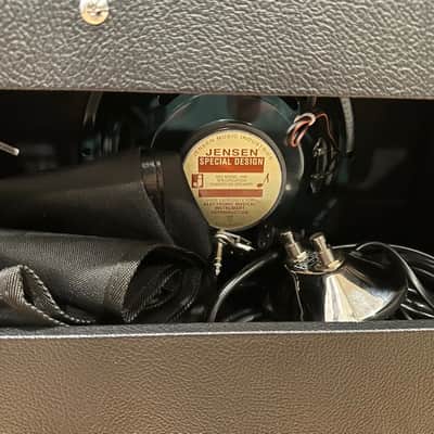 Fender '65 Princeton Reverb Reissue 12-Watt 1x10" Guitar Combo 2008 - Present - Black image 7
