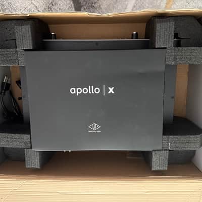 Universal Audio Apollo x6 Thunderbolt 3 Audio Interface 2018 - Present - Black image 5