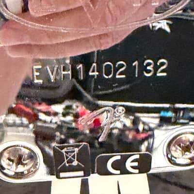 2015 EVH Striped Series Star – Black & White “1980 Invasion” – Verified Serial – Rare – Seymour Duncan JB Upgrade image 6