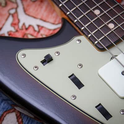 FENDER USA Custom Shop '62 Reissue Jazzmaster Jrny Relic "Swamp Burst" (2025) image 9