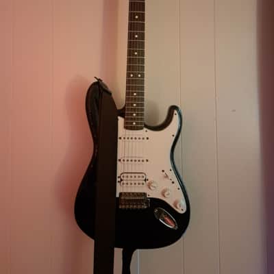 Fender Standard HSS Stratocaster with Maple Fretboard 2006 - 2017 - Black image 3