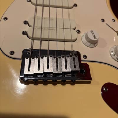 Fender Jeff Beck Artist Series Stratocaster with Lace Sensor Pickups 1991 - 2000 - Vintage White image 4