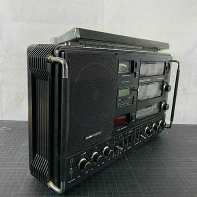 Old Radio Grundig Satellit 3400 World Radio image 4