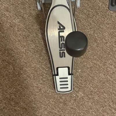 Alesis Kick Drum Pad & Pedal NEW w/Cable Nitro DM10 Electronic DMPad Bass