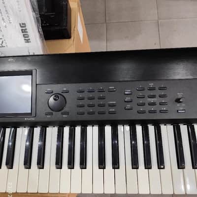 Immagine Workstation 73 tasti Korg Krome - Usata - 6