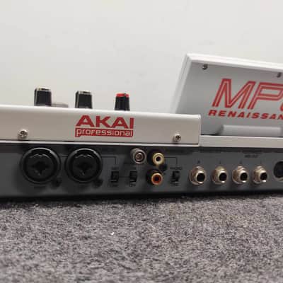 Akai MPC Renaissance Groove Production Studio 2012 - 2019 - Grey image 6