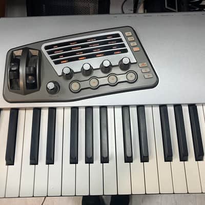 Alesis Fusion 8HD 88-Key Workstation 2000s - Silver image 3