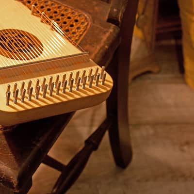 Roosebeck PSRARL | Rounded Alto Psaltery Left-Handed with Bow. New with Full Warranty! image 4
