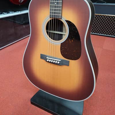 Martin Standard Series D-28 Satin 2023 - 2024 - Amberburst image 3