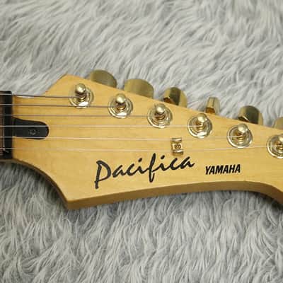 Yamaha High quality made Electric Guitar Pacifica PAC-312 Old Violin Sunburst Finish Made in Taiwan image 4