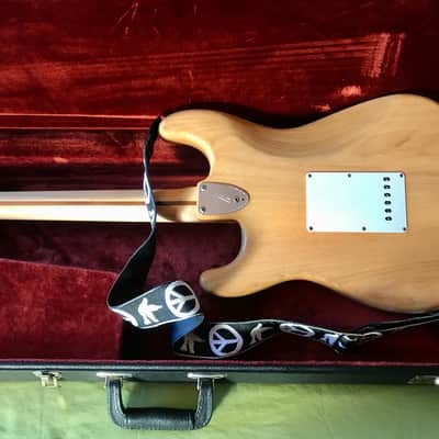 Immaculate Fender Stratocaster 1976 Natural image 5