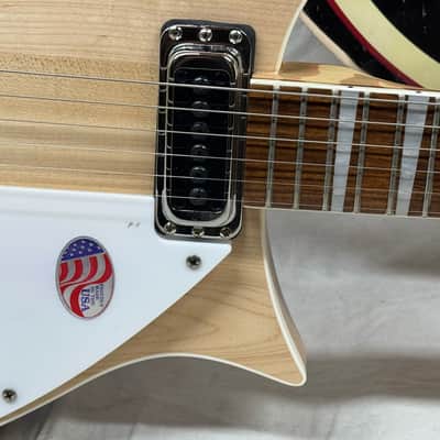 Rickenbacker USA Model 620 Guitar with Case - Mapleglo / Natural image 8