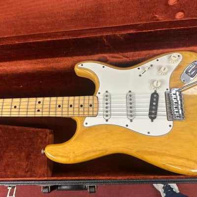 1975 Fender Stratocaster Natural Solid Body Electric Guitar, image 10