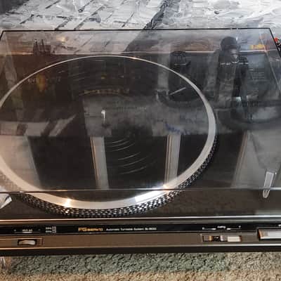 Technics Technics SL-BD22 is a semi-automatic, belt-driven turntable 2000 - Black image 9
