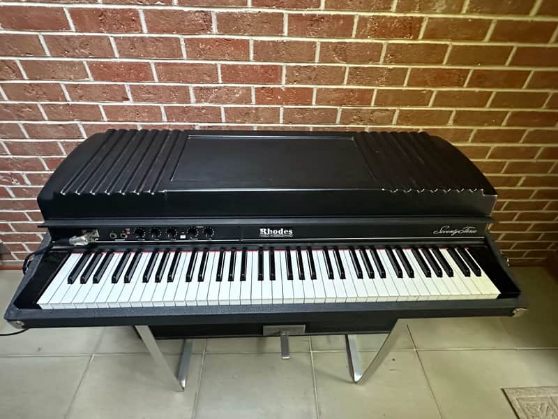 Rhodes Mark II Suitcase Piano-73 Key Electric Piano (1980 - 1983