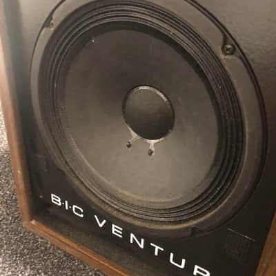 BIC Venturi Formula 4 Speakers image 5
