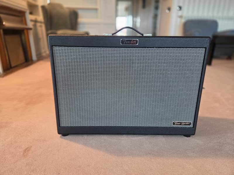 Fender Tone Master FR-212 1000-Watt 2x12" Active Guitar Speaker Cabinet 2025 - Present - Black image 1