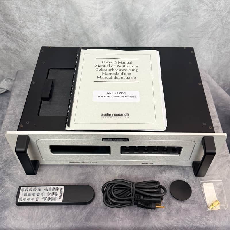 Audio Research CD5 excellent condition one owner remote manual CD clamp box