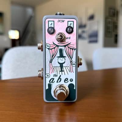 The Abe+ ABY True Bypass AB & Y Switch Utility Pedal (Gray) image 2