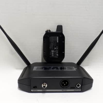 Mint Shure GLXD14+ Wireless Body Pack System with GLXD1+ Transmitter, GLXD4+ Receiver, SB904 Lithium-Ion Rechargeable Battery and WA302 Guitar Cable  Dual-Band System (Z3: 2.4, 5.8 GHz) Vocal 1 image 8