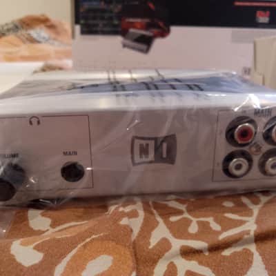 New Old Stock/Native Instruments Traktor Scratch A6 Interface/Still in plastic image 2