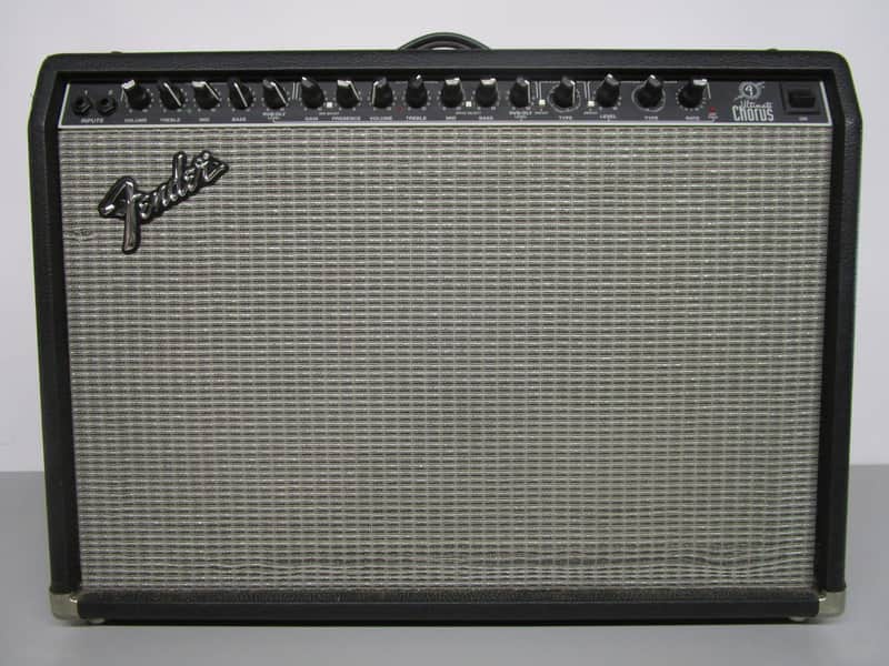 Fender Ultimate Chorus DSP 2-Channel 2 x 65-Watt 2x12" Stereo Solid State Guitar Combo with Onboard Effects 2000 - 2004 image 1