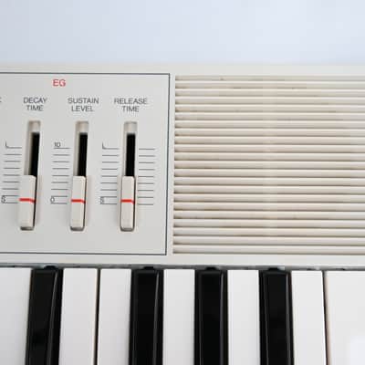 Yamaha CS01 image 11