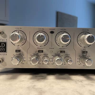 Avalon AD2055 Dual Mono Parametric EQ 2010s - Silver image 2