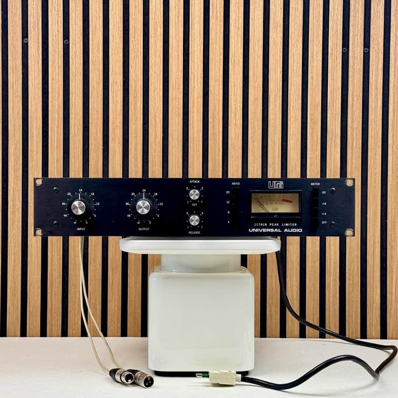 Urei Universal Audio 1176LN Rev. F Limiting Amplifier 1970s - Black Panel image 1