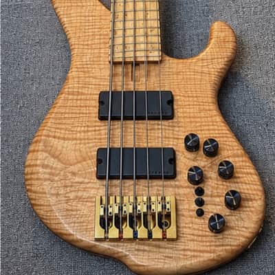2021 Muckelroy Custom 5-String Bass – Ultra Lightweight 6.5 lbs – Mike Pope/Delano Electron image 5
