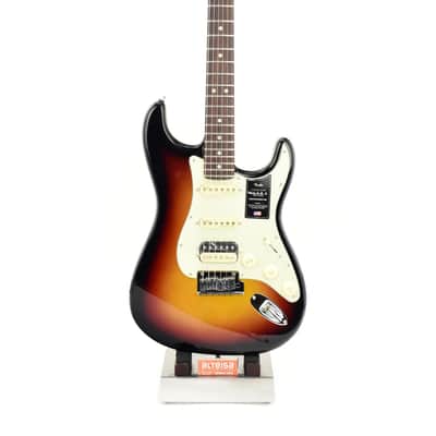 Fender American Ultra Stratocaster HSS 2022 Ultraburst image 2