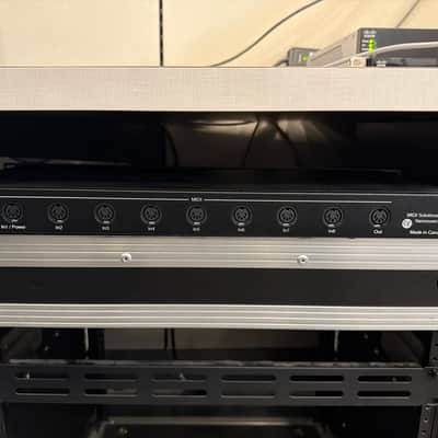 MIDI Solutions M8 2010 - Black image 2