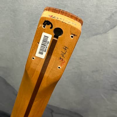 Fender Player Plus Loaded Left-Handed Stratocaster Neck with Pau Ferro Fingerboard, Fender Locking Tuners image 6