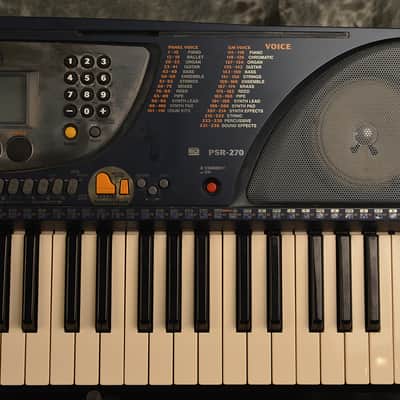 Yamaha PSR-270 Digital Piano Keyboard 61 Keys w Manual, power supply, Sustain Pedal & FAST Shipping image 2