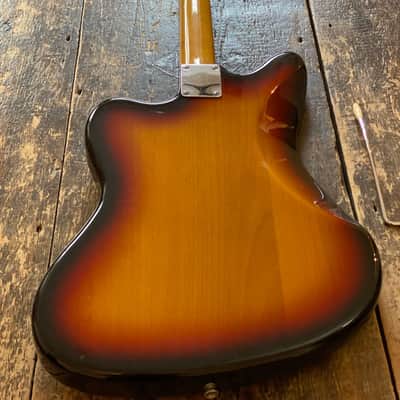 Fender Japan Jazzmaster 1966 Reissue CIJ O-Serial 1997 Three Tone Sunburst image 2