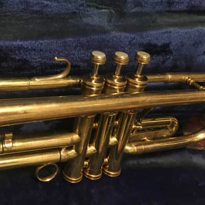 SUMMER DEAL CONN TRUMPET RARE 8B 1934 GUSTAT SYMPHONY GRAND COMPRESSION FINE NO BAD DENTS OR PRIOR REPAIRS , OK CASE , MUTES , MOUTHPIECE image 18