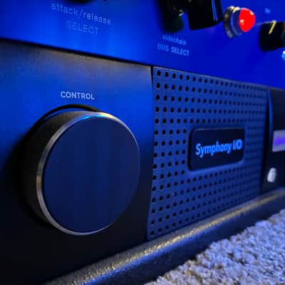 Apogee Symphony I/O Mk II 16x16 Special Edition BUNDLE w/ Apogee Control + Mogami DB25 Cables - LIKE NEW! image 3