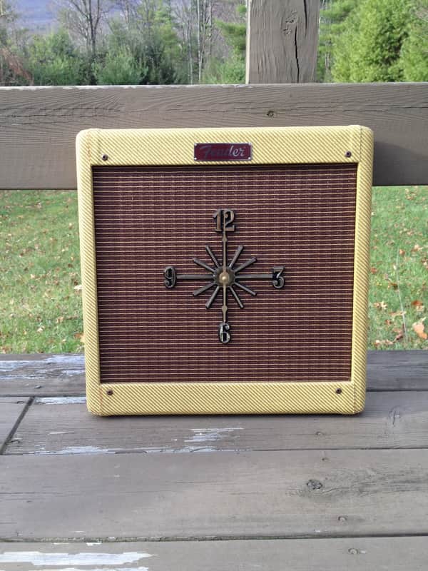 Fender Amplifier Tweed Retro Wall Clock, Fender Guitars & Amps, luthier, music studio, Super Rare! image 1