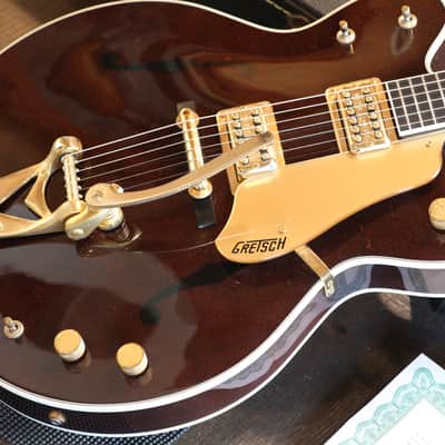 2005 Gretsch G6122-1962 Country Classic Hollow Electric Guitar Walnut Stain + COA OHSC image 6