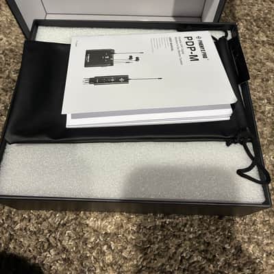 Open Box! PDP-M | Portable UHF Stereo Wireless in-Ear Monitor System w/ 16 Frequencies image 4