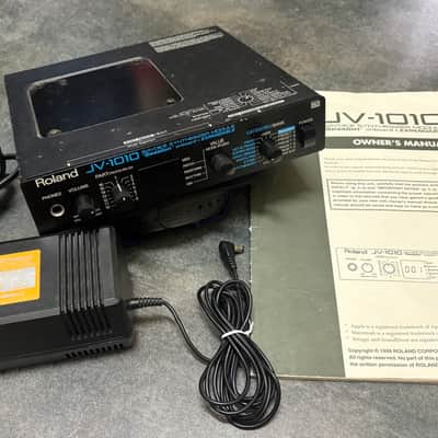 Vintage Roland JV1010 Synth/Rompler module w/original power supply and manual