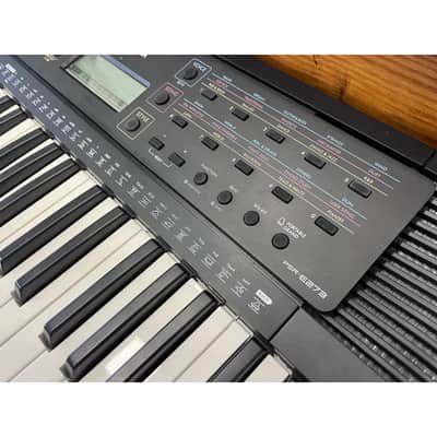 SECONDHAND Yamaha PSR-E273 61-Key Keyboard image 2