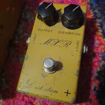 MXR Distortion +  Script Logo Pre-1977 - Vintage Yellow image 1