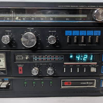 Vintage Soundesign Compact System Model 5958 AM/FM Stereo Receiver, Cassette Recorder, 8-Track Player image 4
