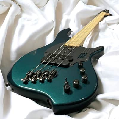 Dingwall NG-2 (4), Black Forest Green / Maple *In Stock! image 3
